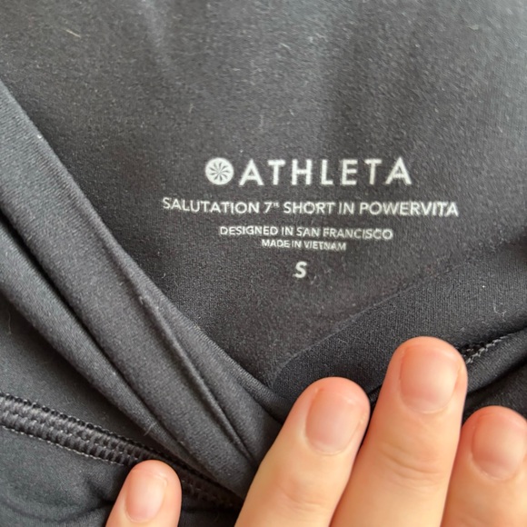 Athleta Salutation Short 7" - Picture 6 of 7